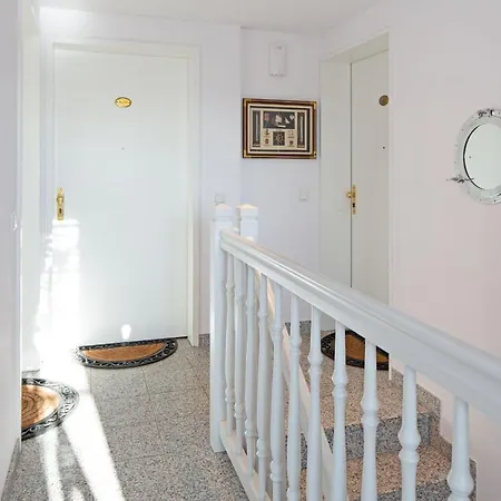 Westend Lejlighed List